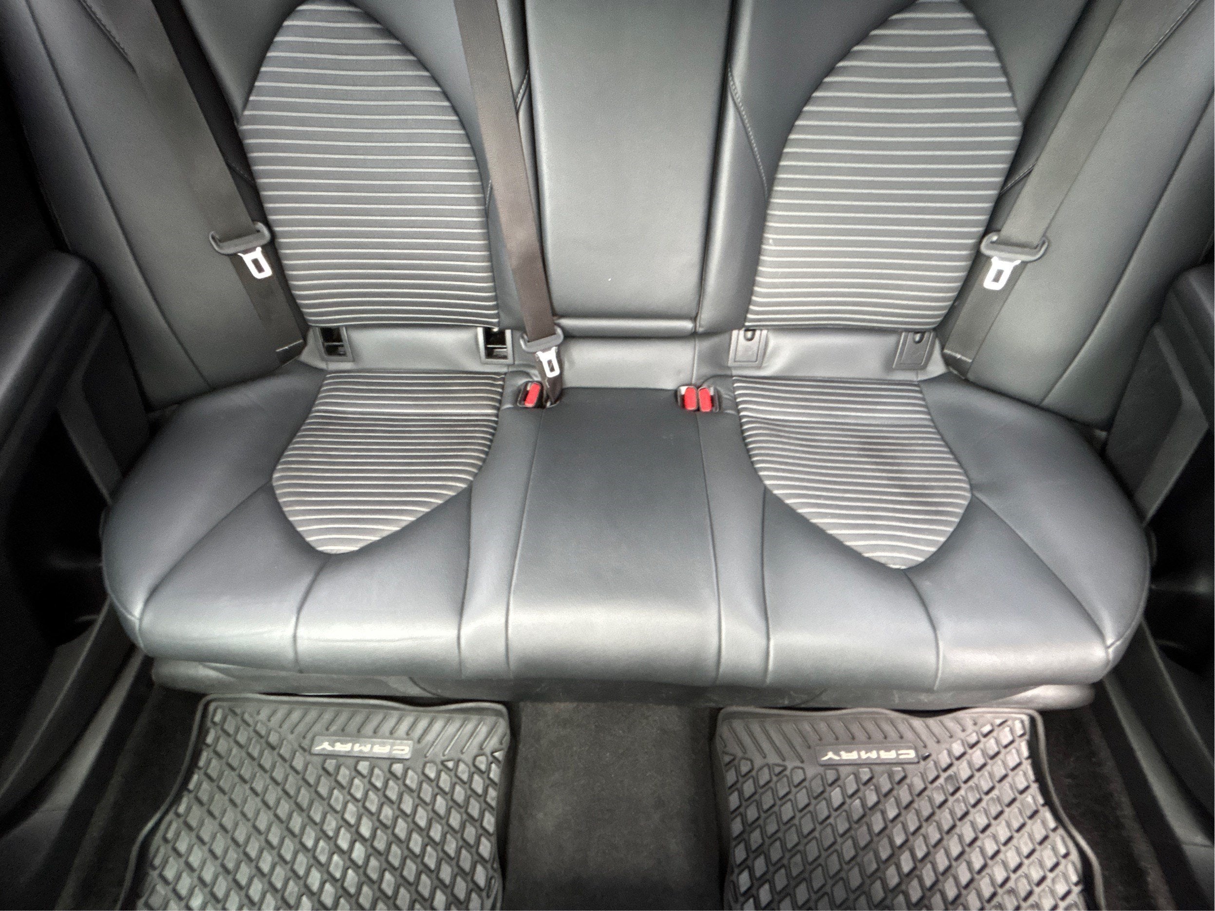 2018 Toyota Camry Hybrid SE