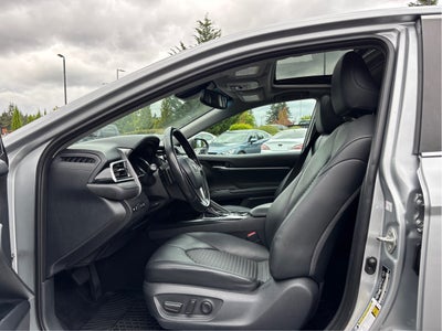 2018 Toyota Camry Hybrid SE