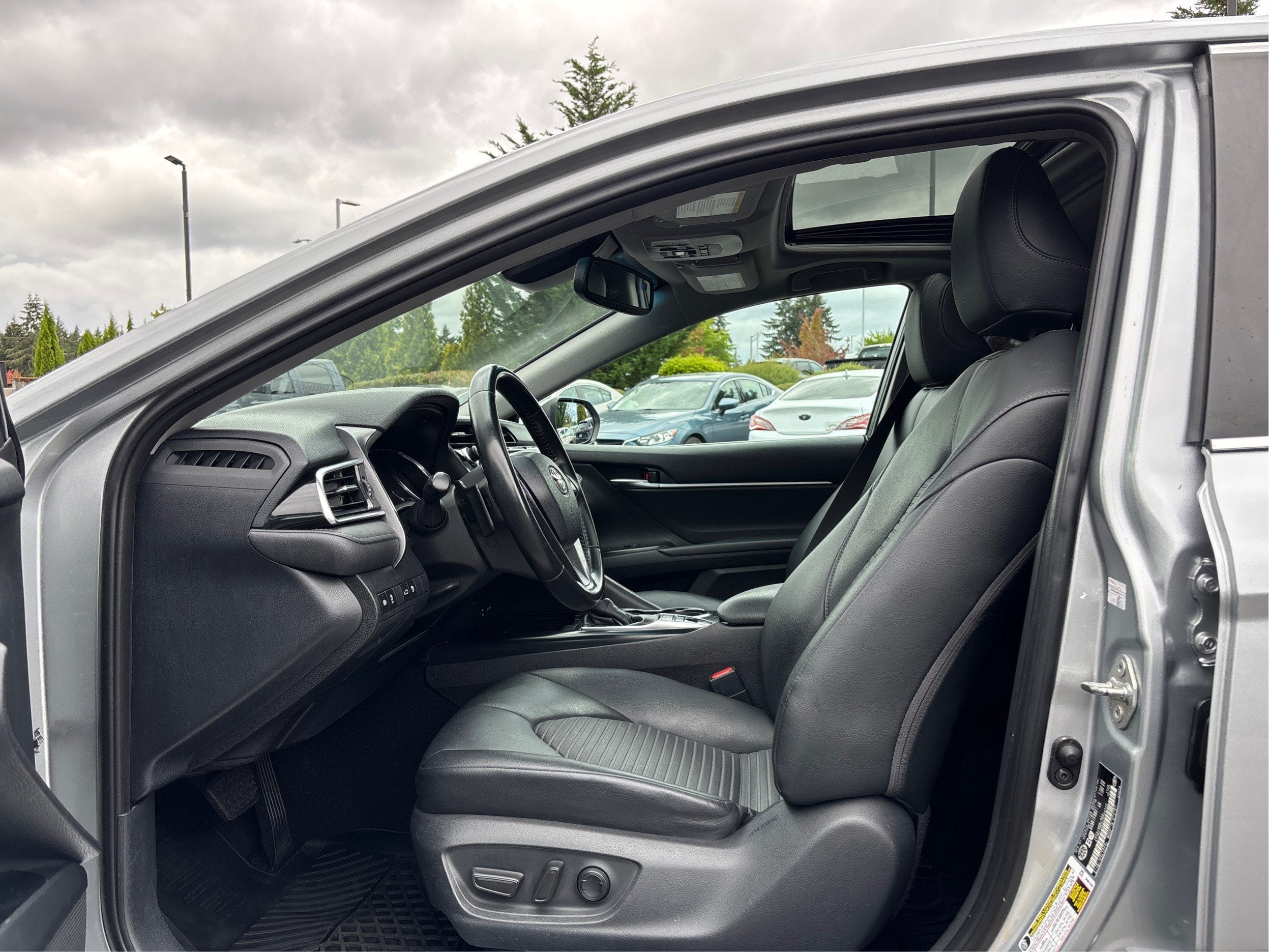 2018 Toyota Camry Hybrid SE