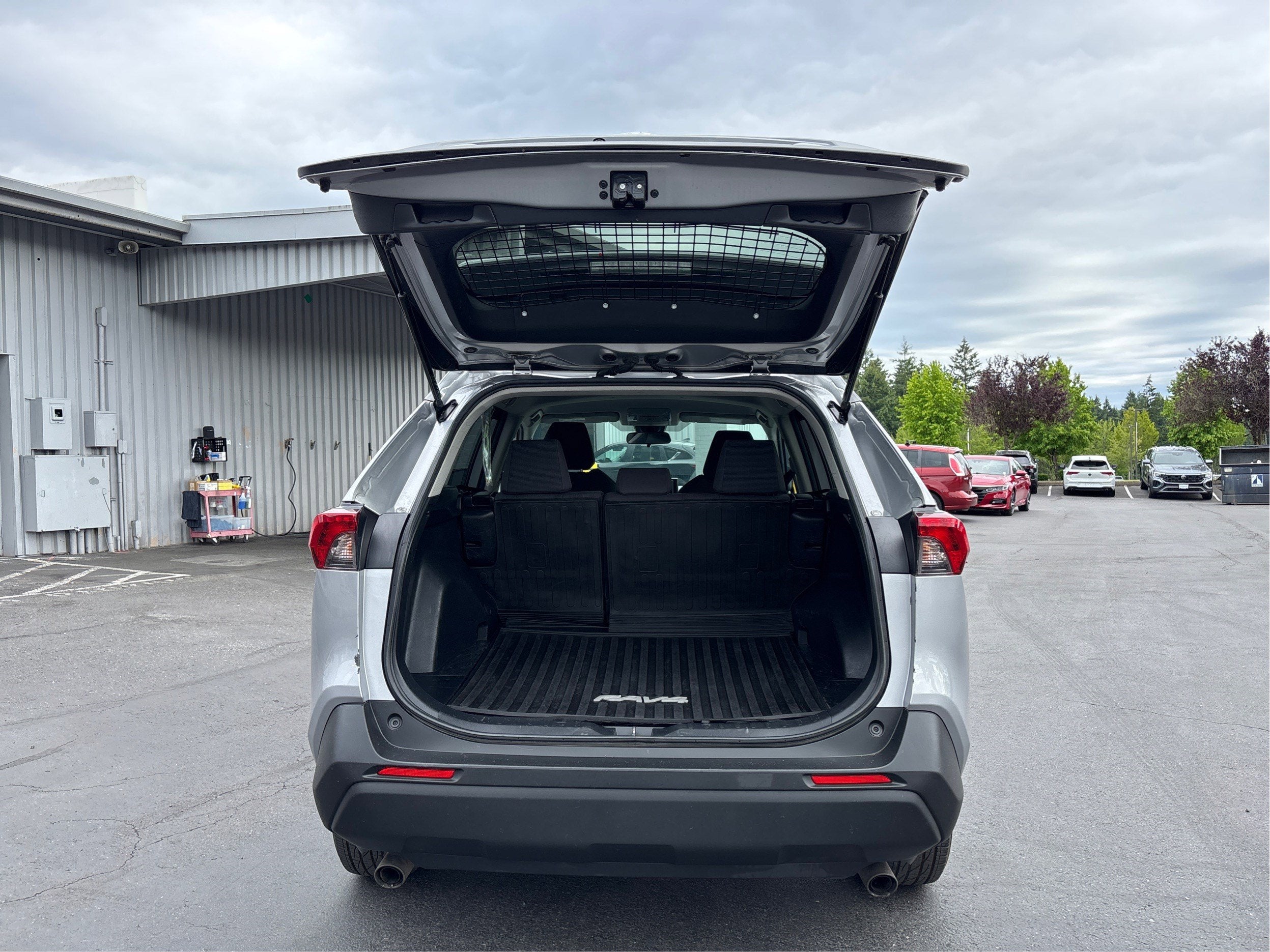 2021 Toyota RAV4 Hybrid LE
