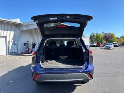2023 Toyota Highlander Hybrid LE