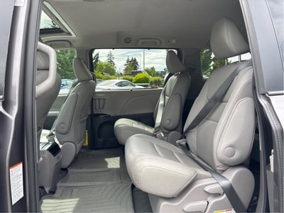 2015 Toyota Sienna XLE