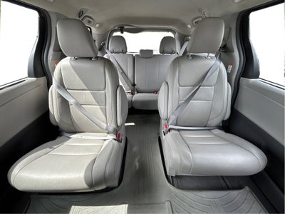 2015 Toyota Sienna XLE