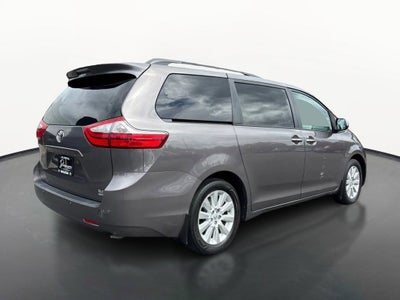 2015 Toyota Sienna XLE