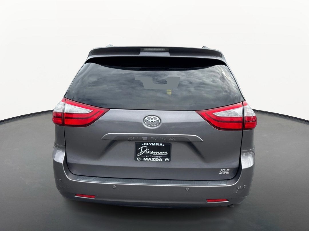 2015 Toyota Sienna XLE