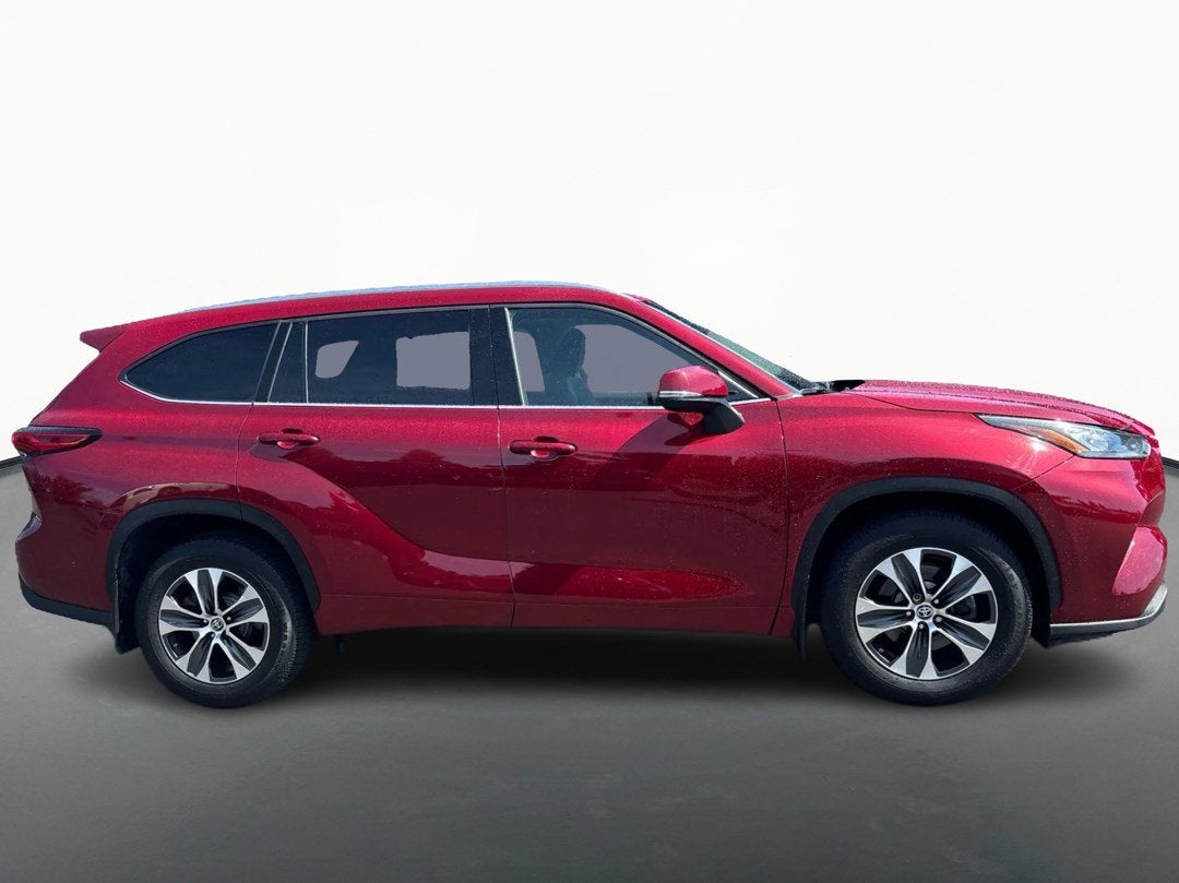 2021 Toyota Highlander XLE AWD