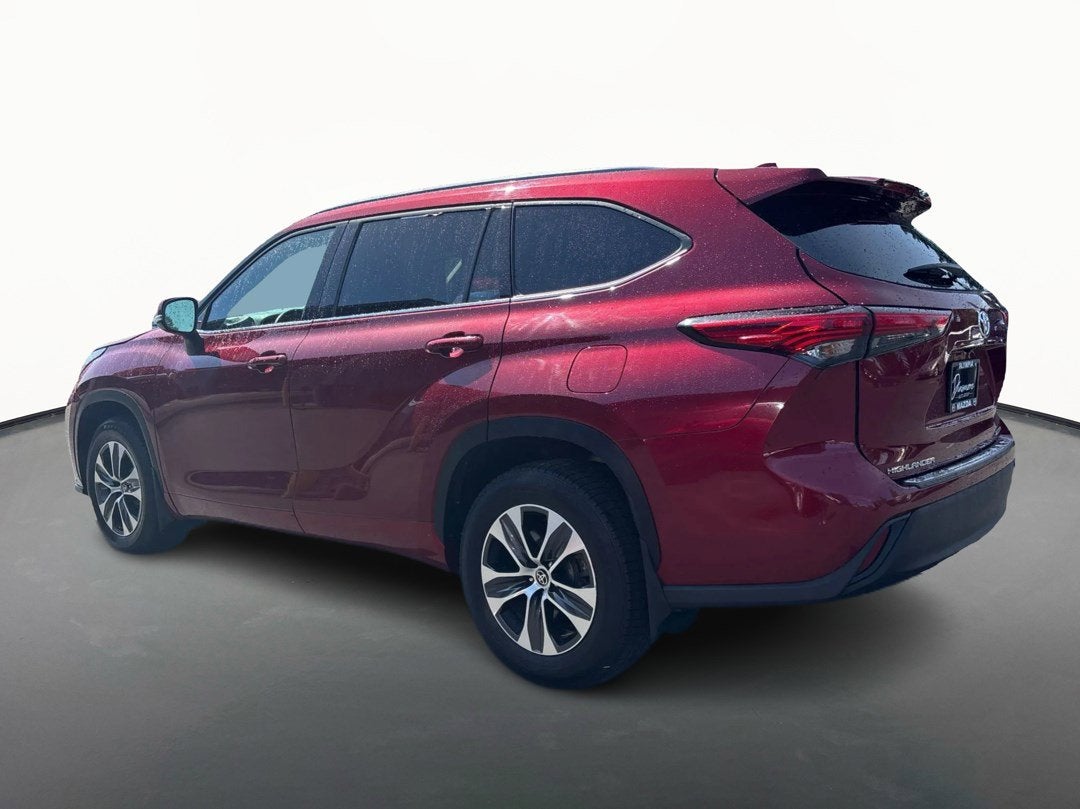 2021 Toyota Highlander XLE AWD