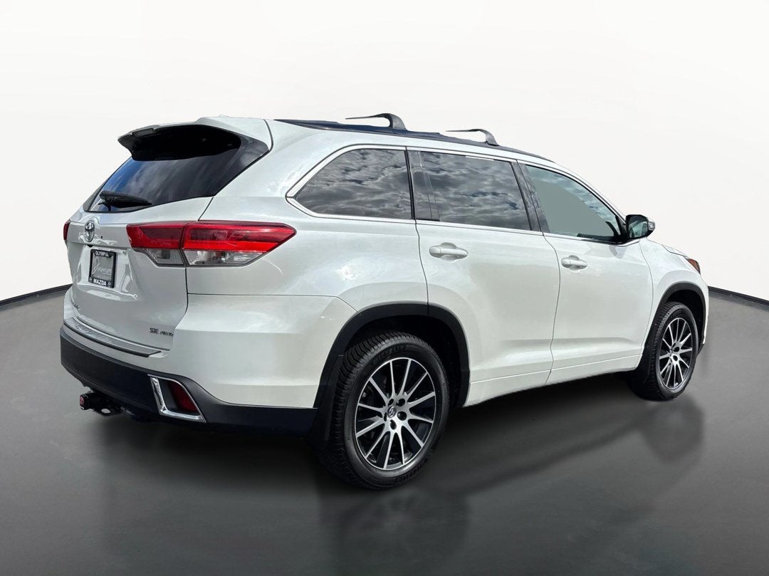 2017 Toyota Highlander SE V6 AWD