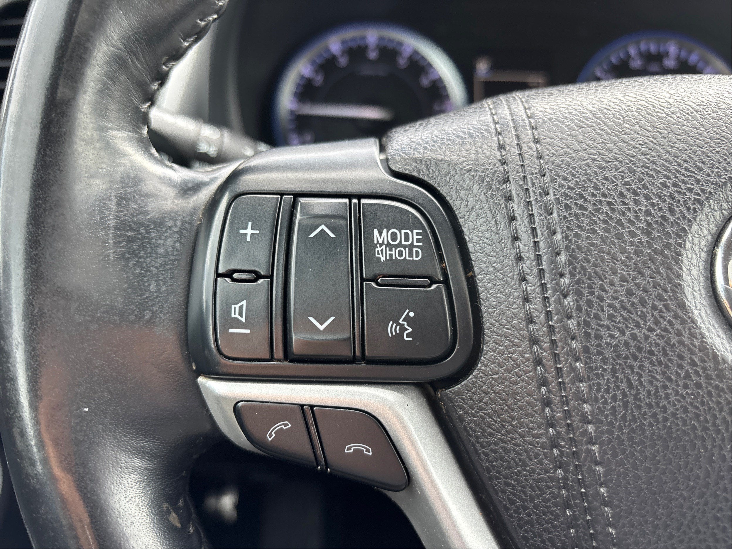 2017 Toyota Highlander SE V6 AWD