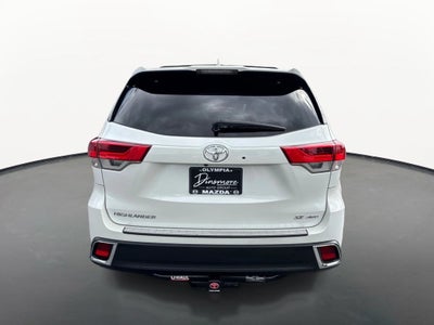 2017 Toyota Highlander SE V6 AWD