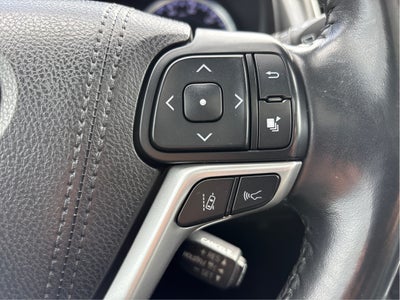 2017 Toyota Highlander SE V6 AWD