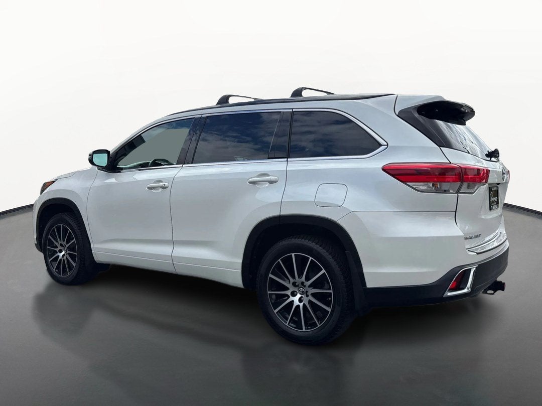 2017 Toyota Highlander SE V6 AWD