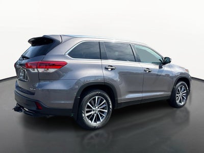 2019 Toyota Highlander XLE V6 AWD