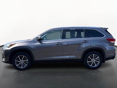 2019 Toyota Highlander XLE V6 AWD