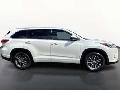 2017 Toyota Highlander XLE V6 AWD