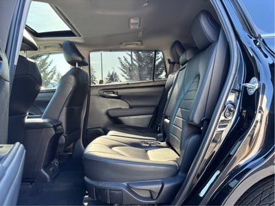 2023 Toyota Highlander Hybrid XLE AWD