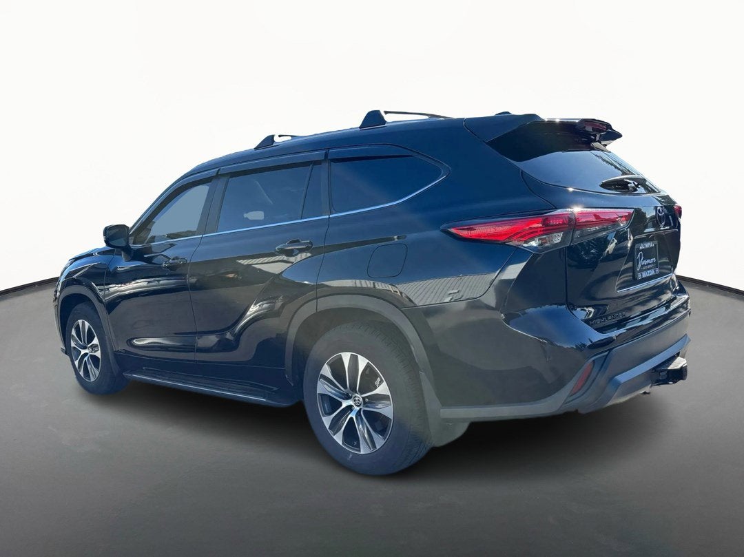 2023 Toyota Highlander Hybrid XLE AWD