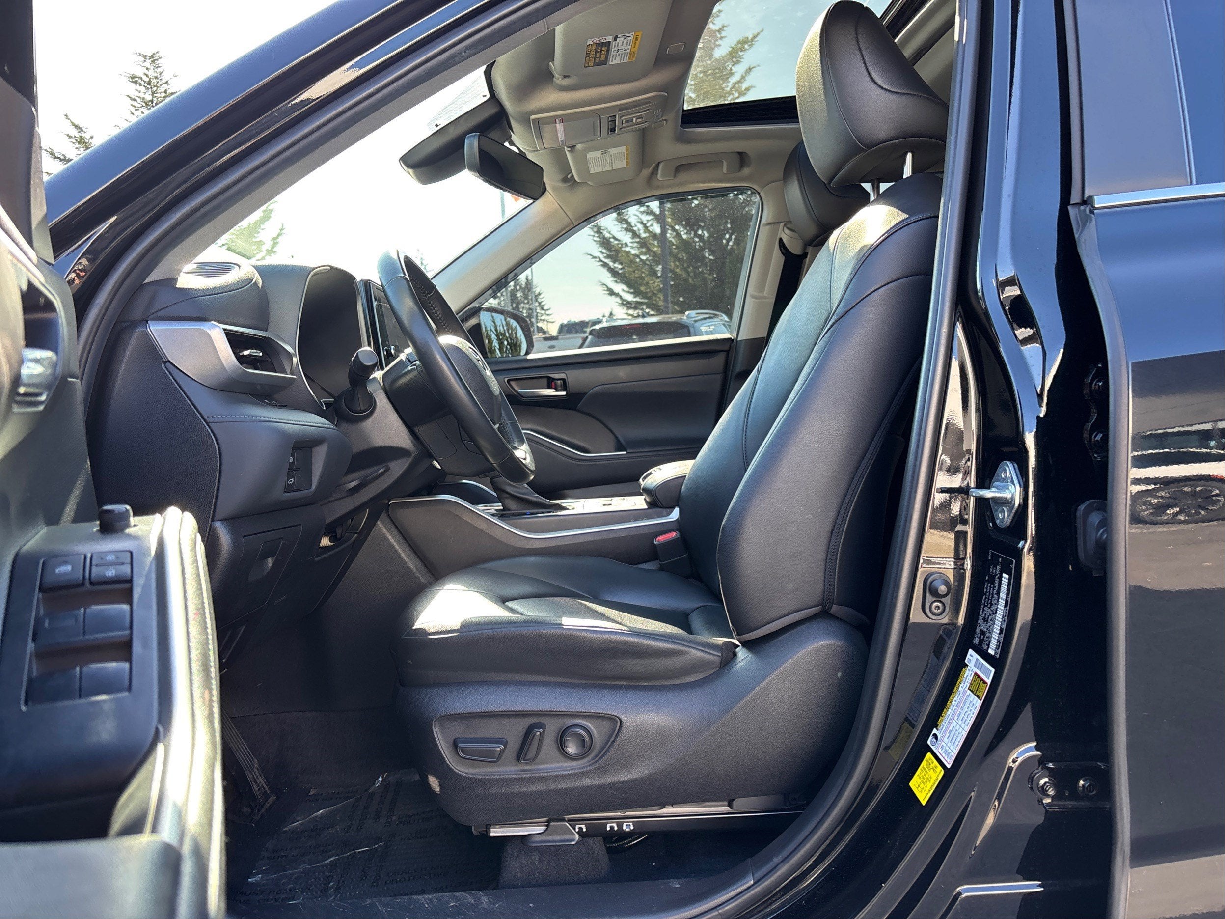 2023 Toyota Highlander Hybrid XLE AWD