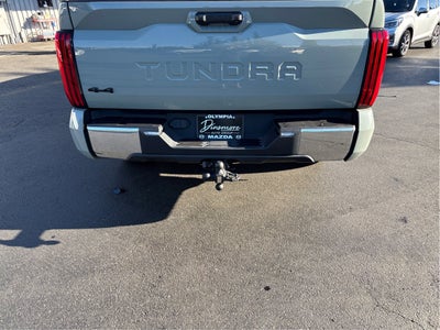 2022 Toyota Tundra 4WD SR5