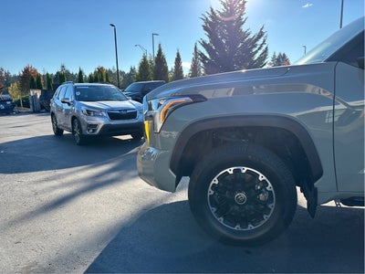 2022 Toyota Tundra 4WD SR5