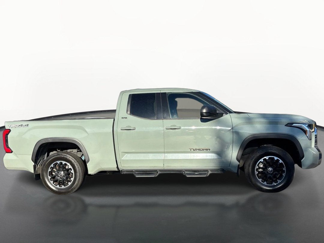 2022 Toyota Tundra 4WD SR5