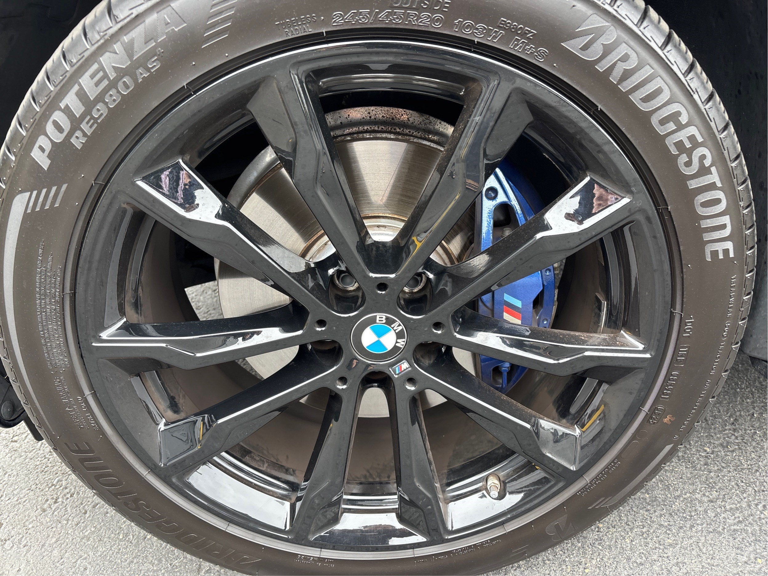 2024 BMW X4 M40i