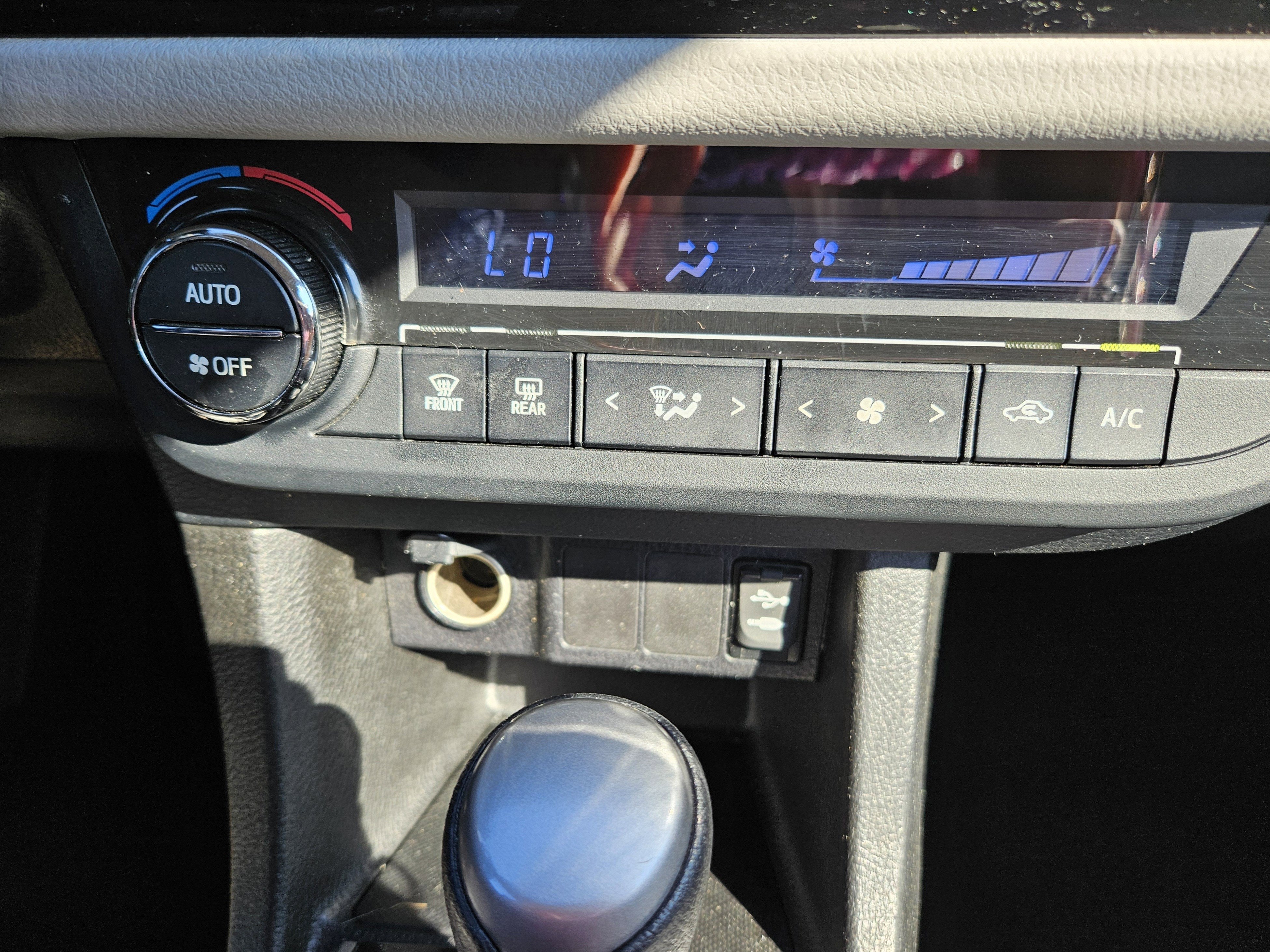 2015 Toyota Corolla LE Plus