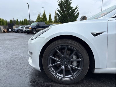2020 Tesla Model 3 Standard Range