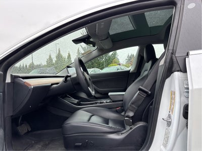 2020 Tesla Model 3 Standard Range
