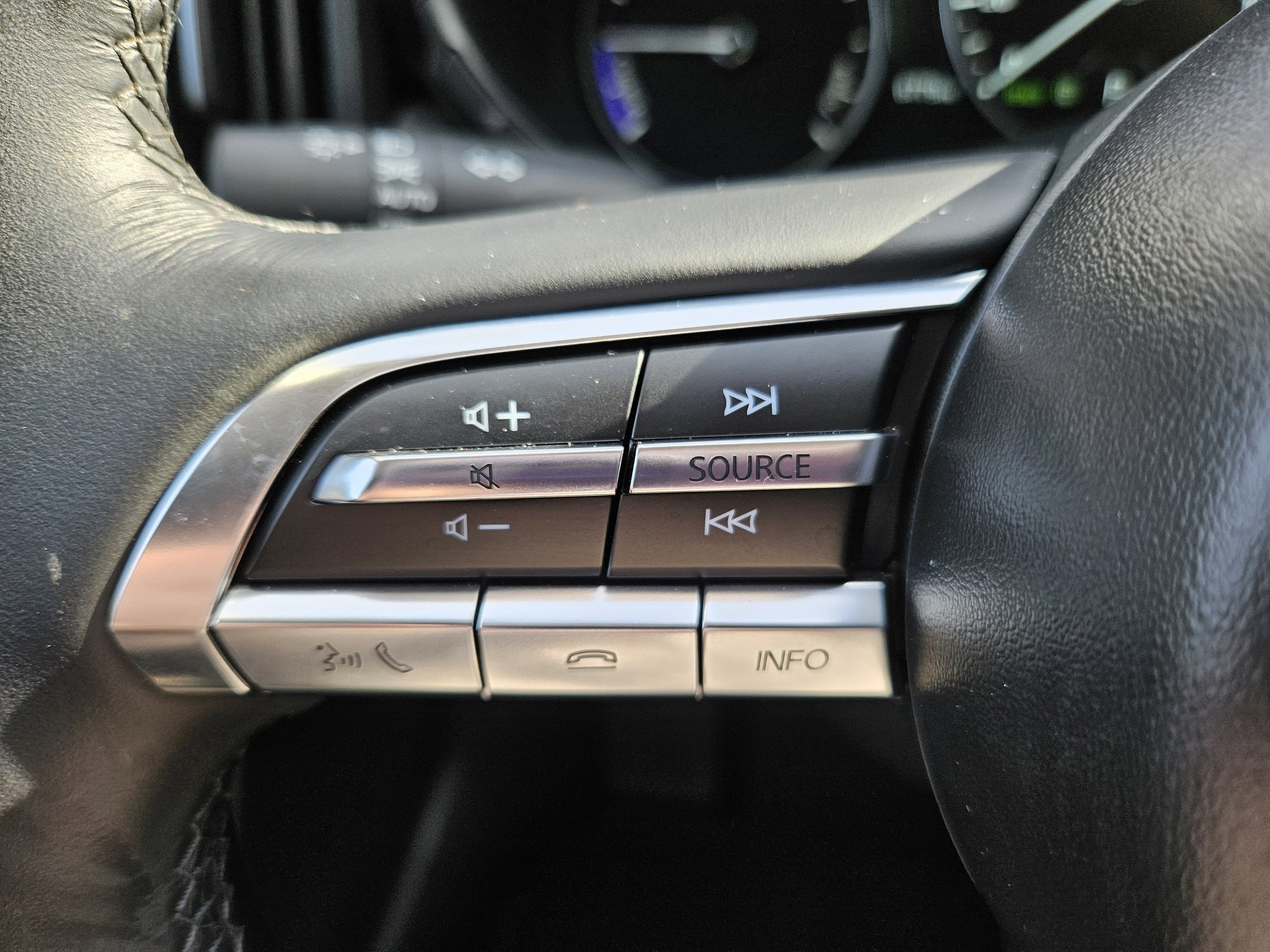 2025 Mazda Mazda CX-50 Hybrid Preferred AWD