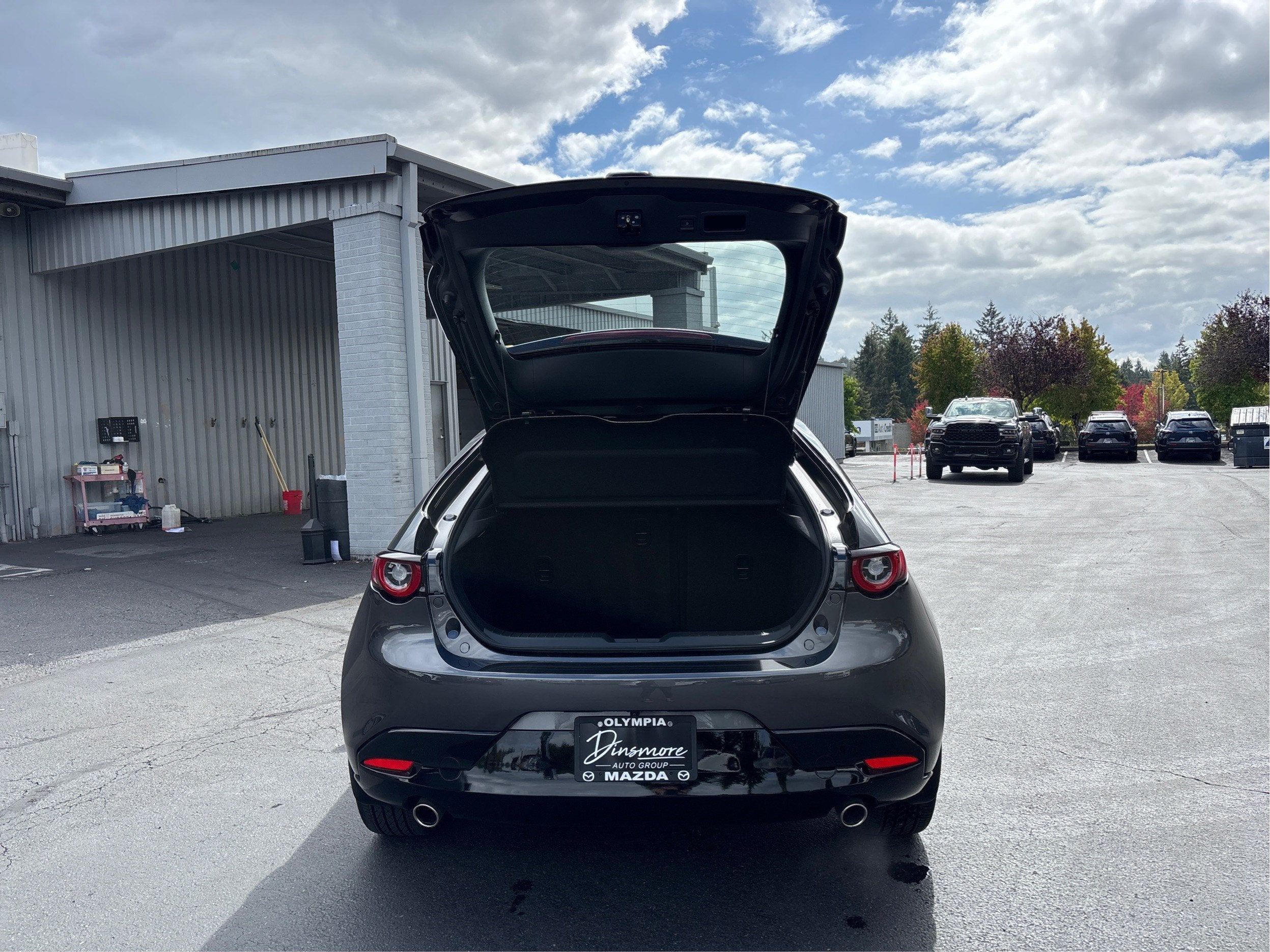 2026 Mazda Mazda3 Hatchback Preferred Auto FWD