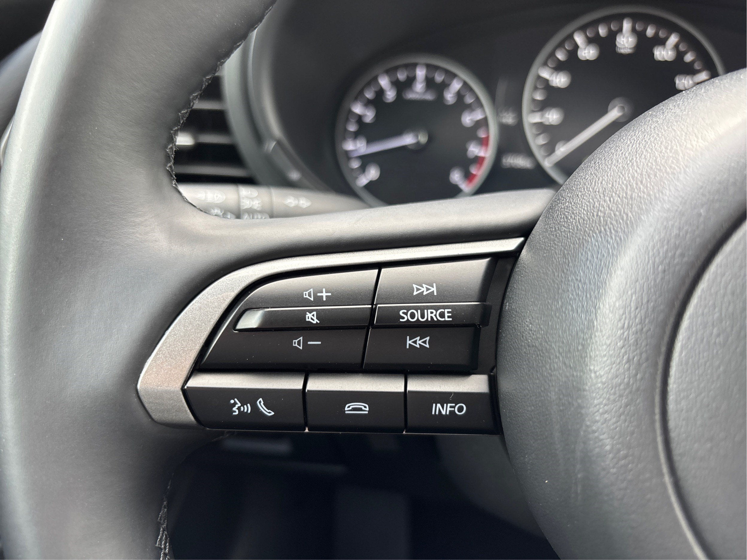 2026 Mazda Mazda3 Hatchback Preferred Auto FWD