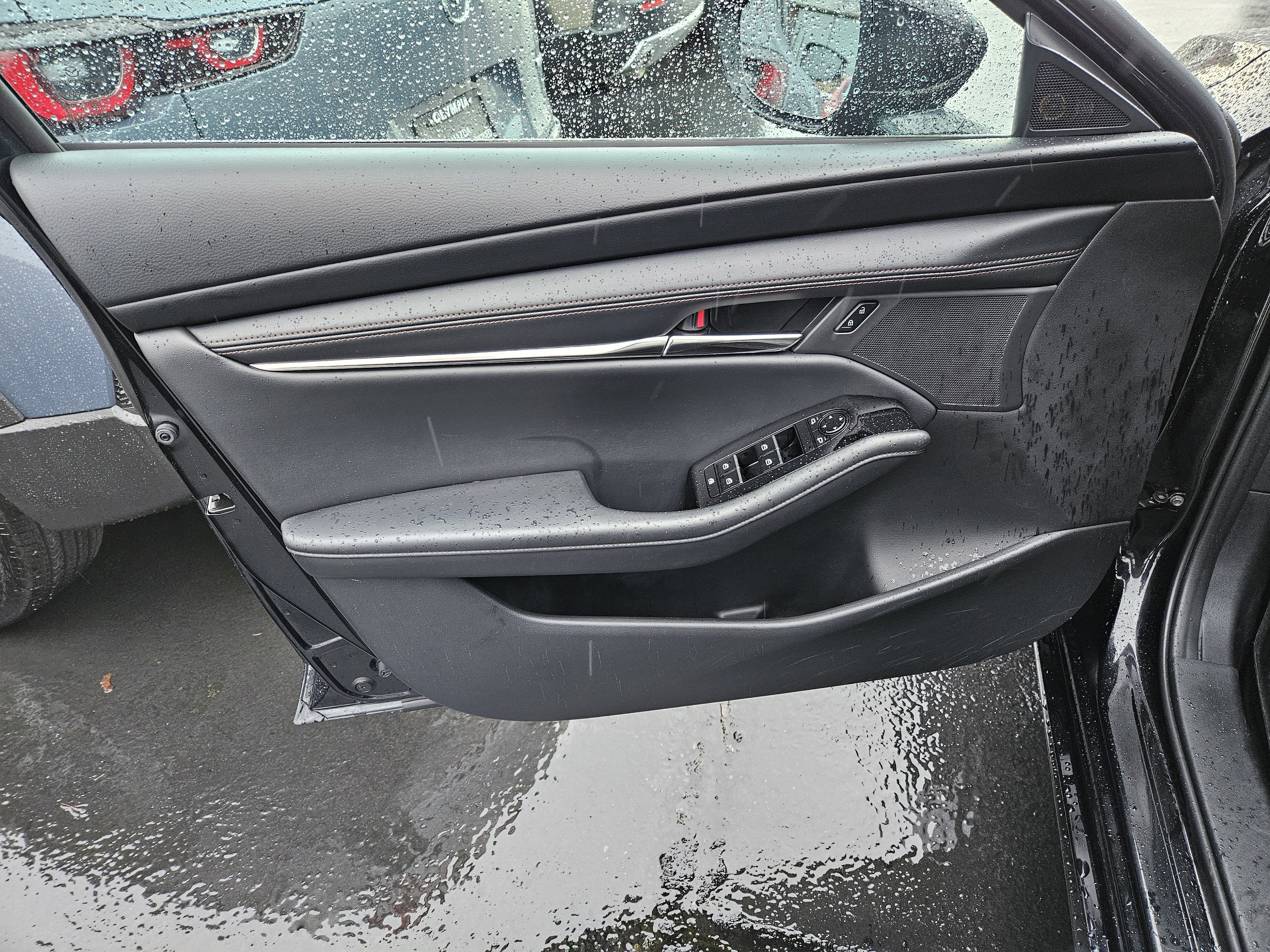 2024 Mazda Mazda3 2.5 S Preferred Auto FWD