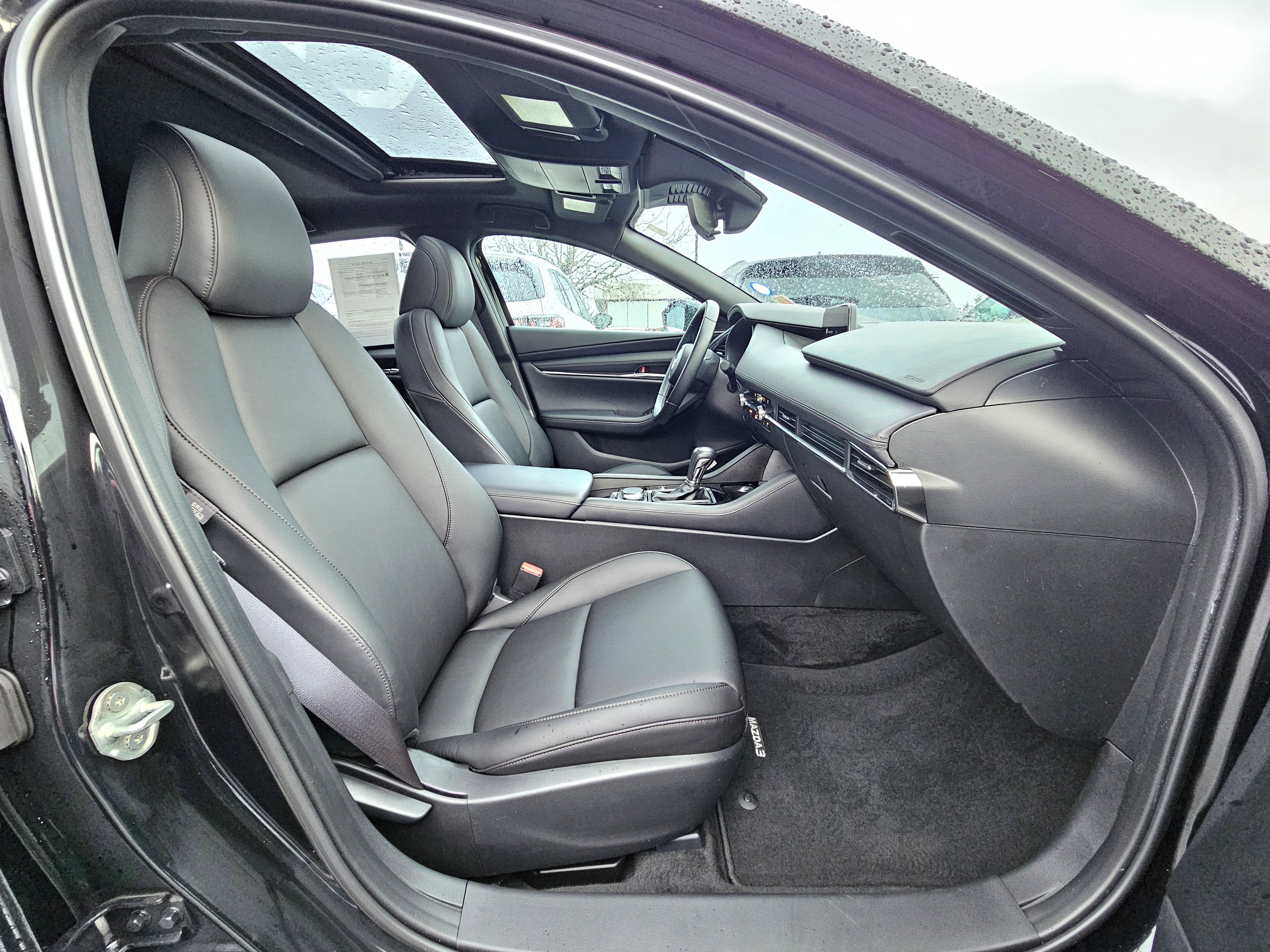 2024 Mazda Mazda3 2.5 S Preferred Auto FWD