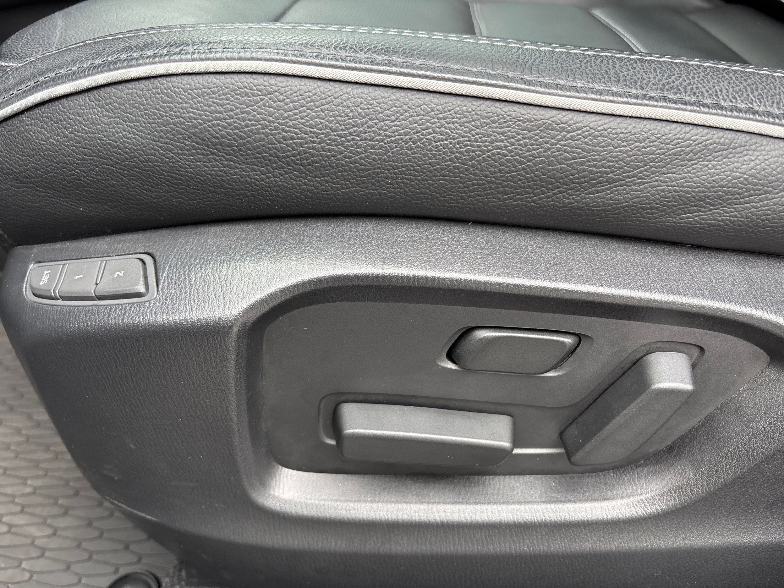 2025 Mazda Mazda CX-5 Premium Plus AWD