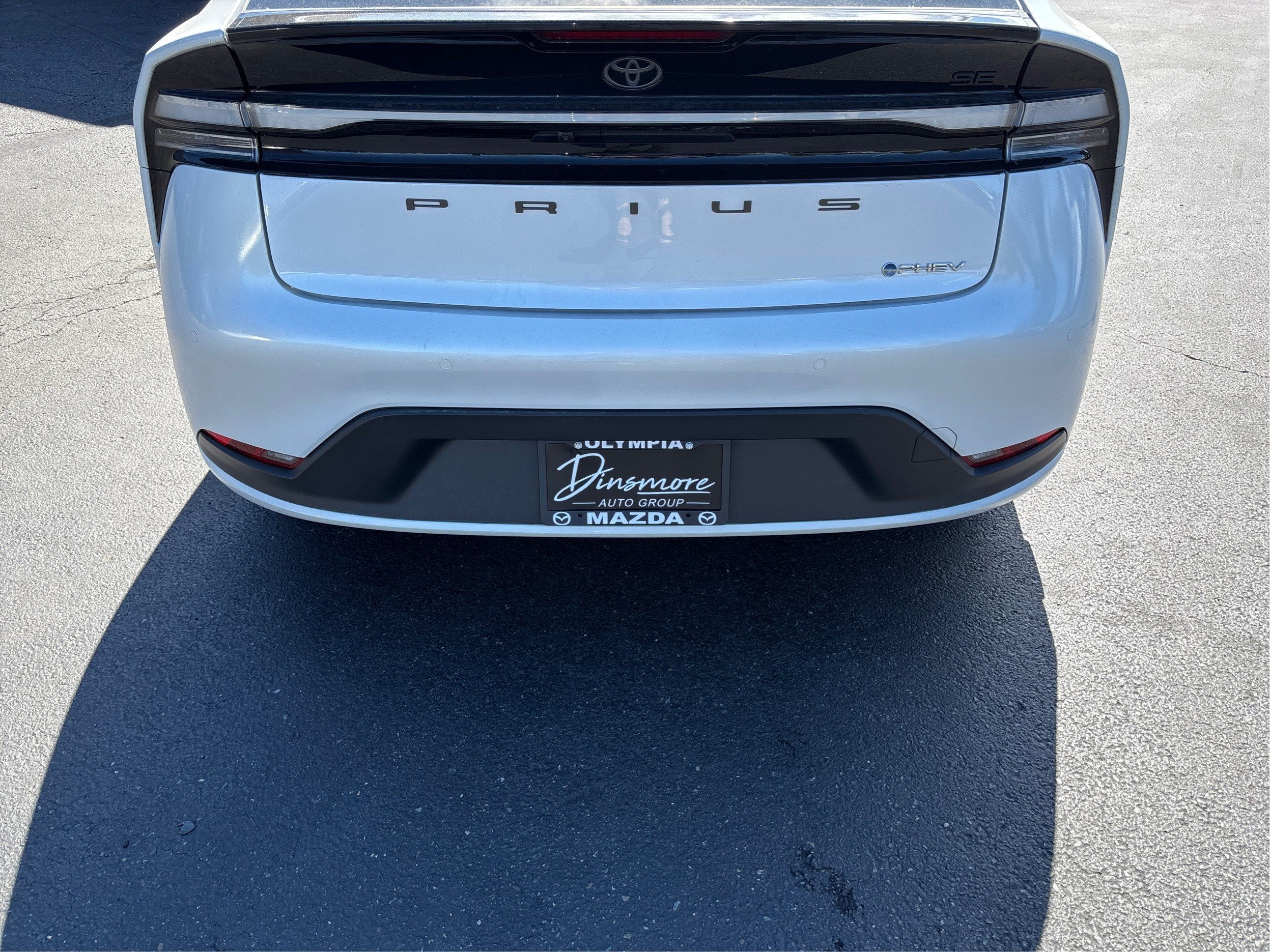 2025 Toyota Prius Plug-In Hybrid SE