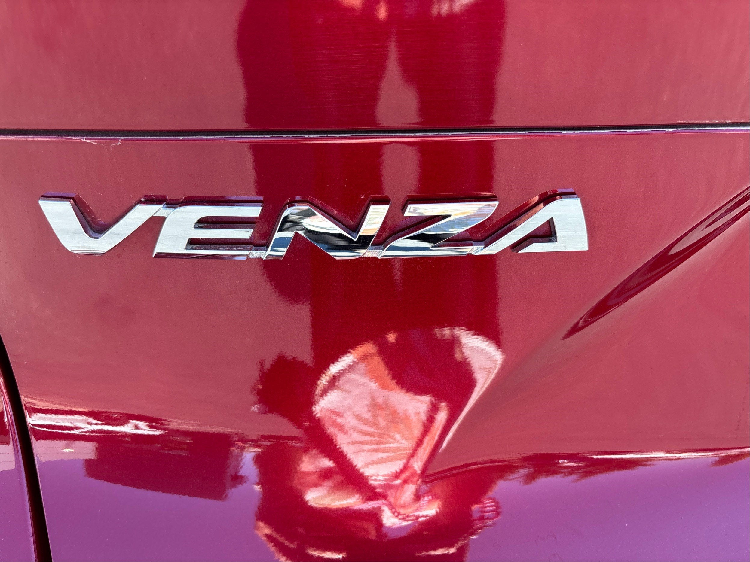2021 Toyota Venza LE AWD