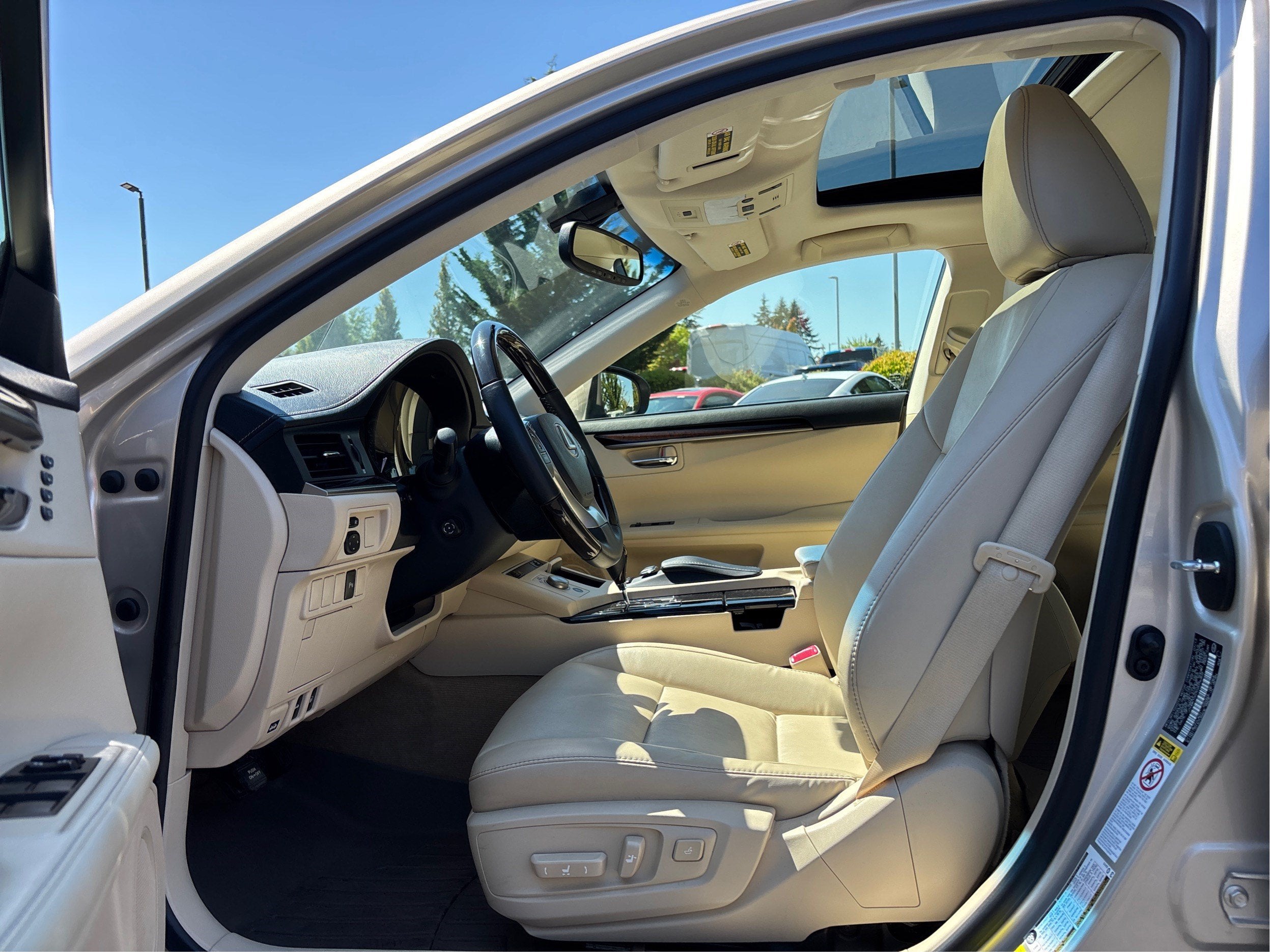 2013 Lexus ES 350 4dr Sdn