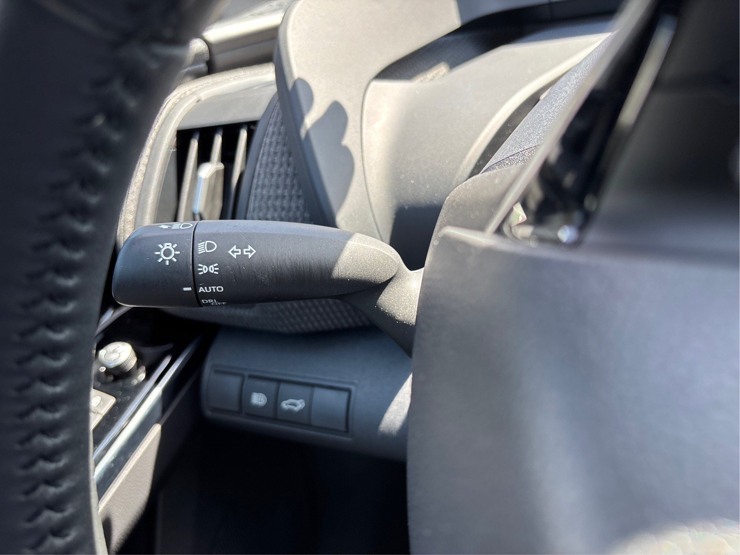 2023 Toyota bZ4X Limited AWD