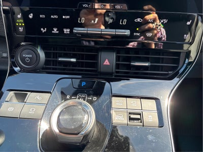 2023 Toyota bZ4X Limited AWD