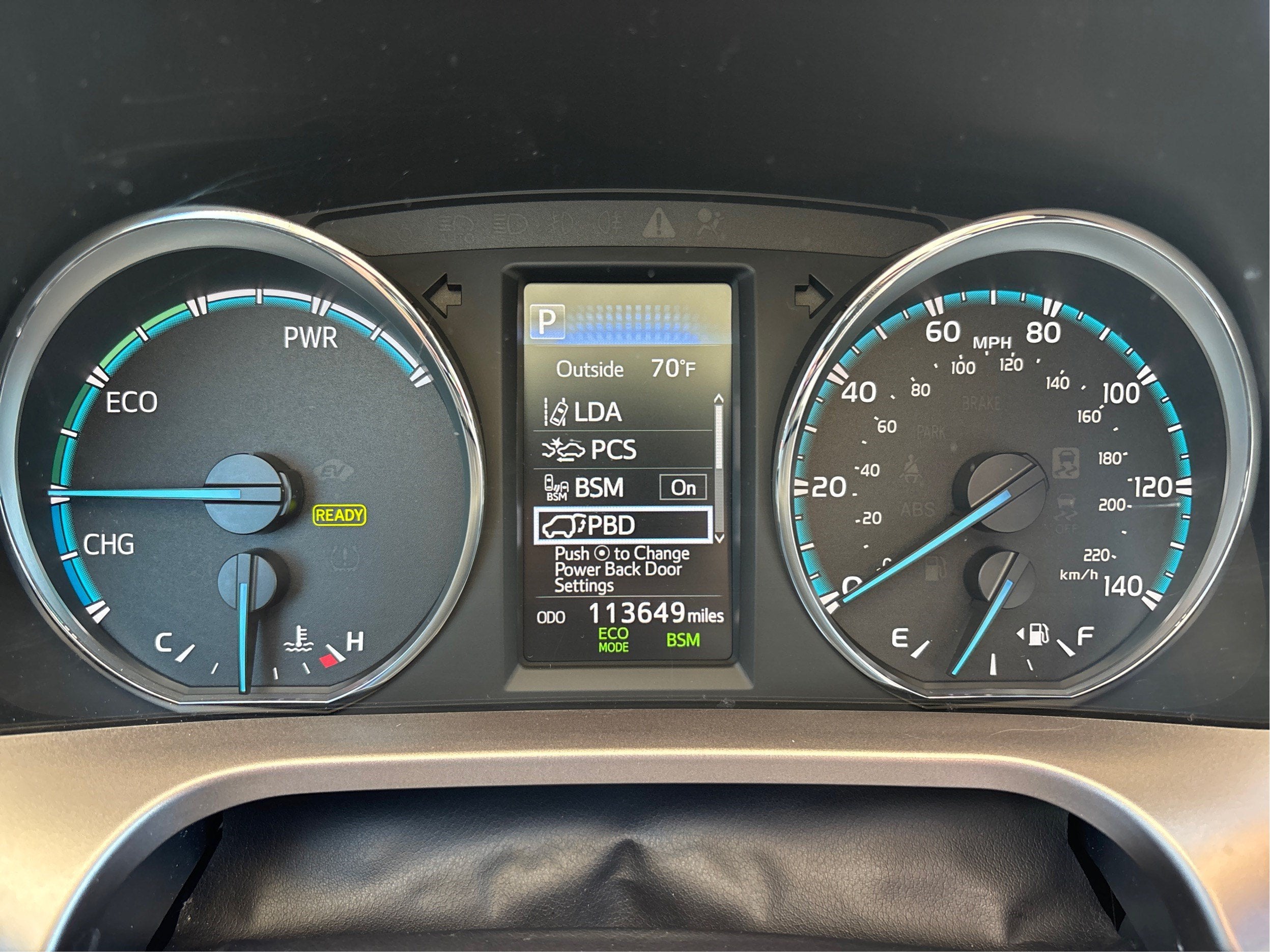 2017 Toyota RAV4 Hybrid SE AWD