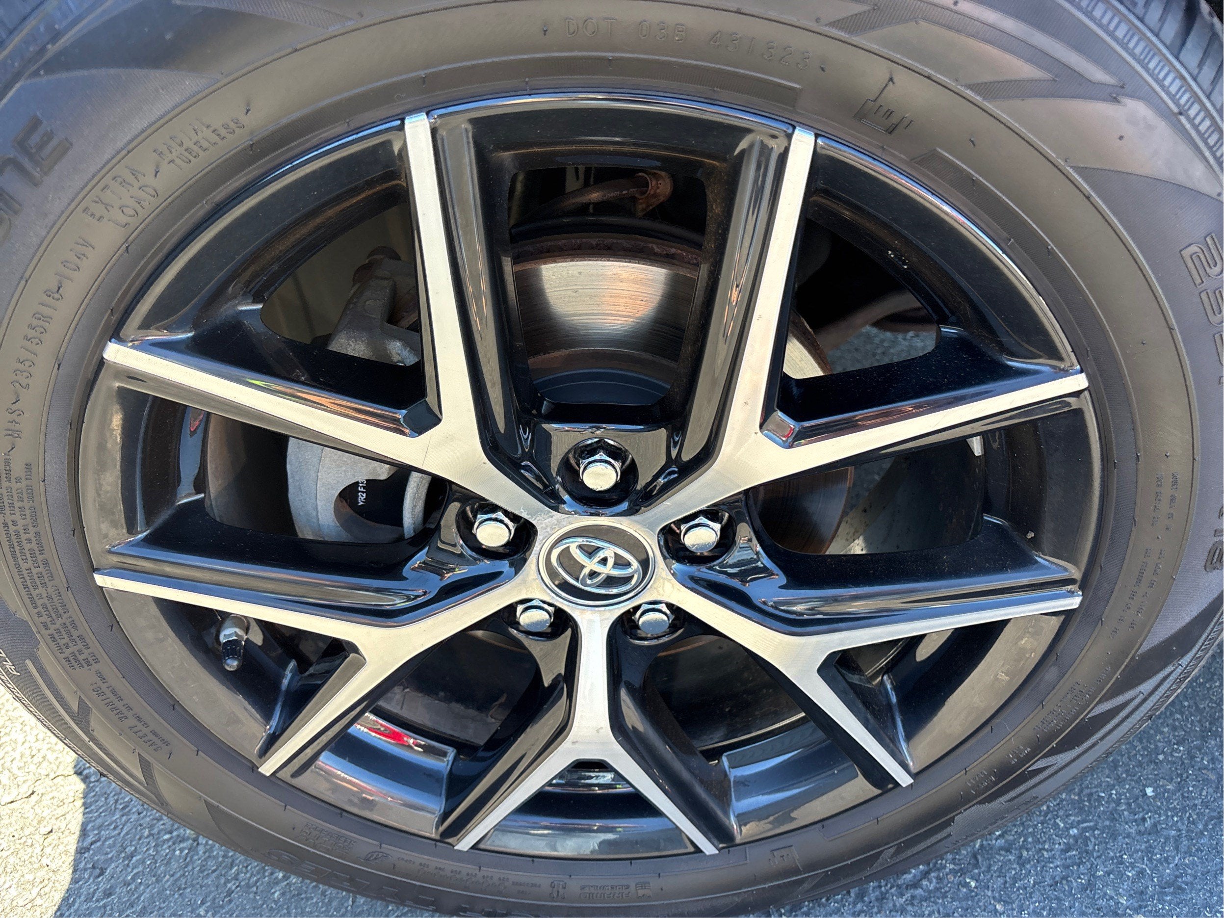 2017 Toyota RAV4 Hybrid SE AWD