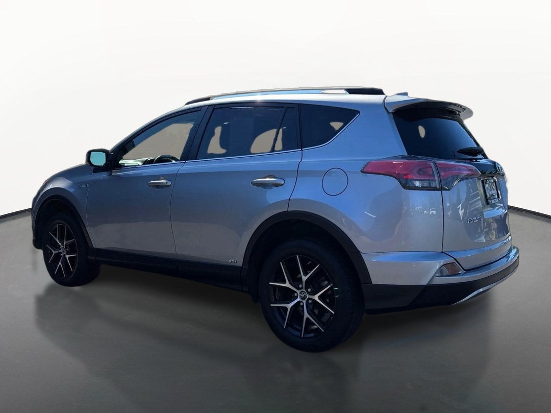 2017 Toyota RAV4 Hybrid SE AWD