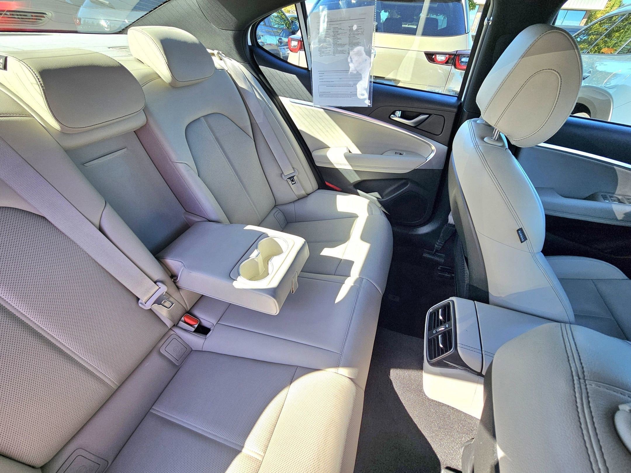 2023 Genesis G70 2.0T AWD