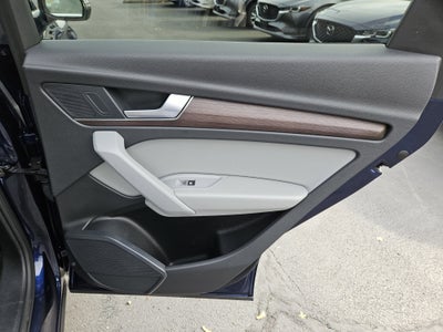 2022 Audi Q5 S line Premium