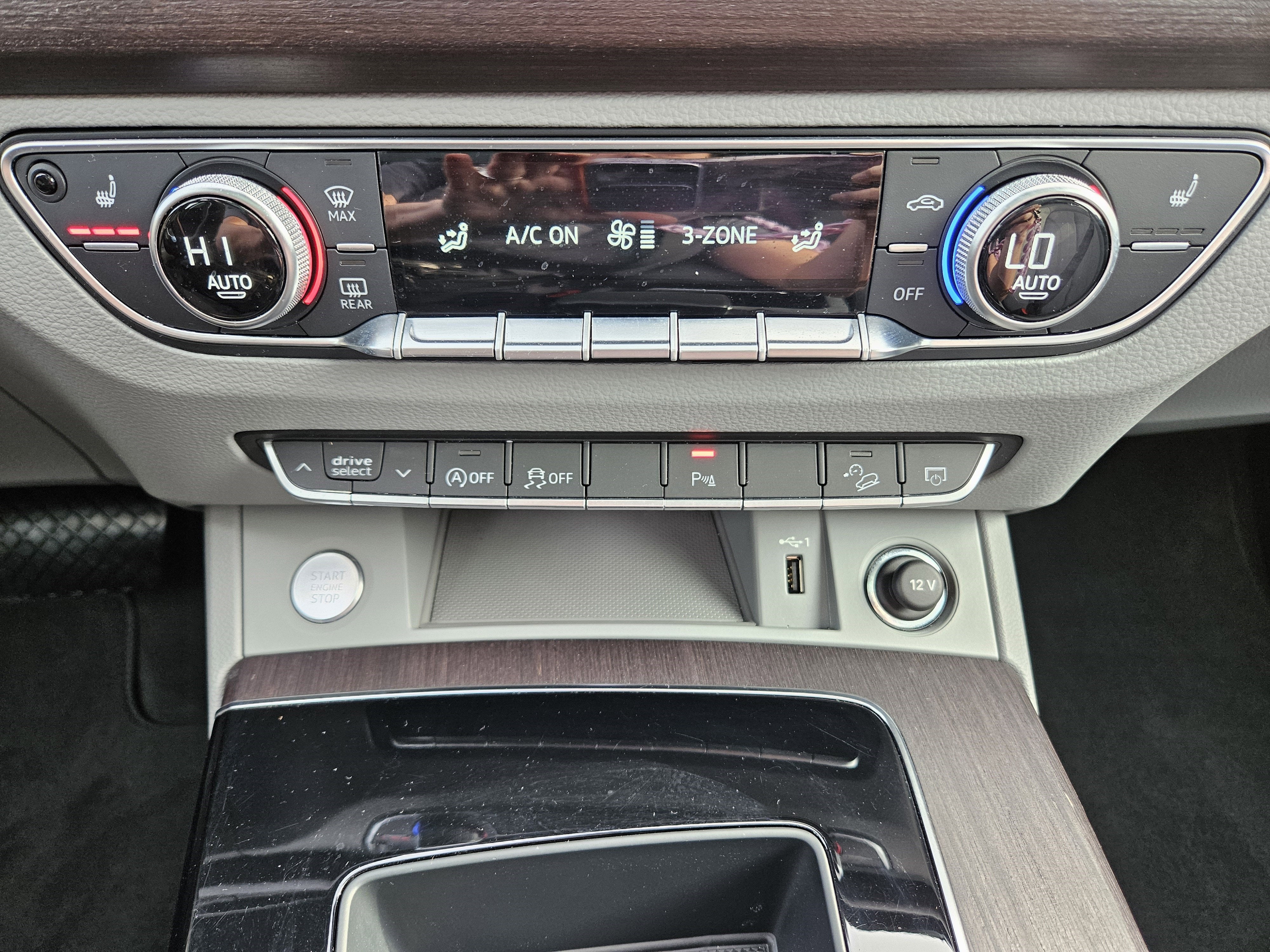 2022 Audi Q5 S line Premium