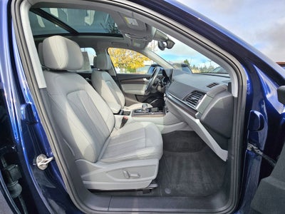 2022 Audi Q5 S line Premium