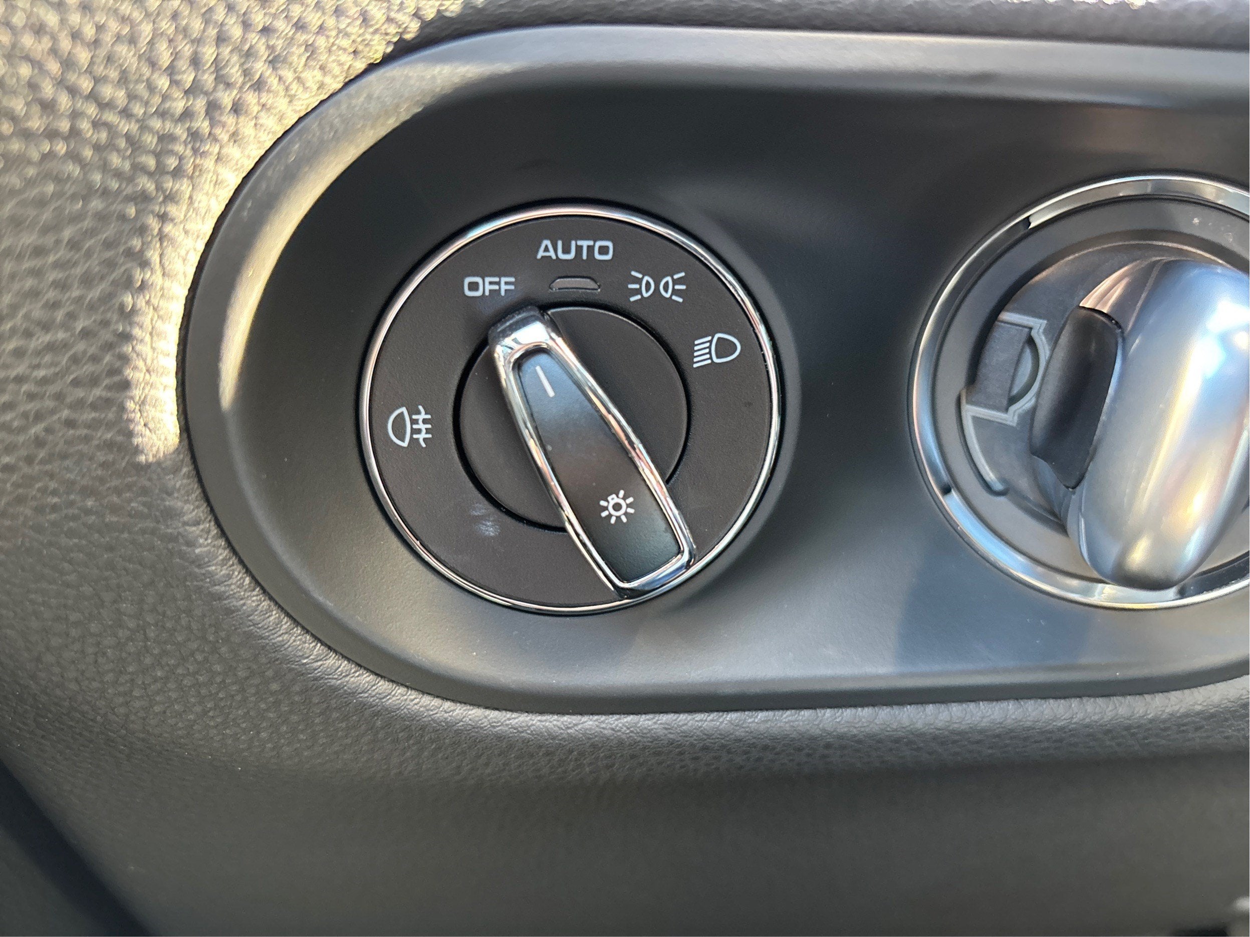 2024 Porsche Macan AWD