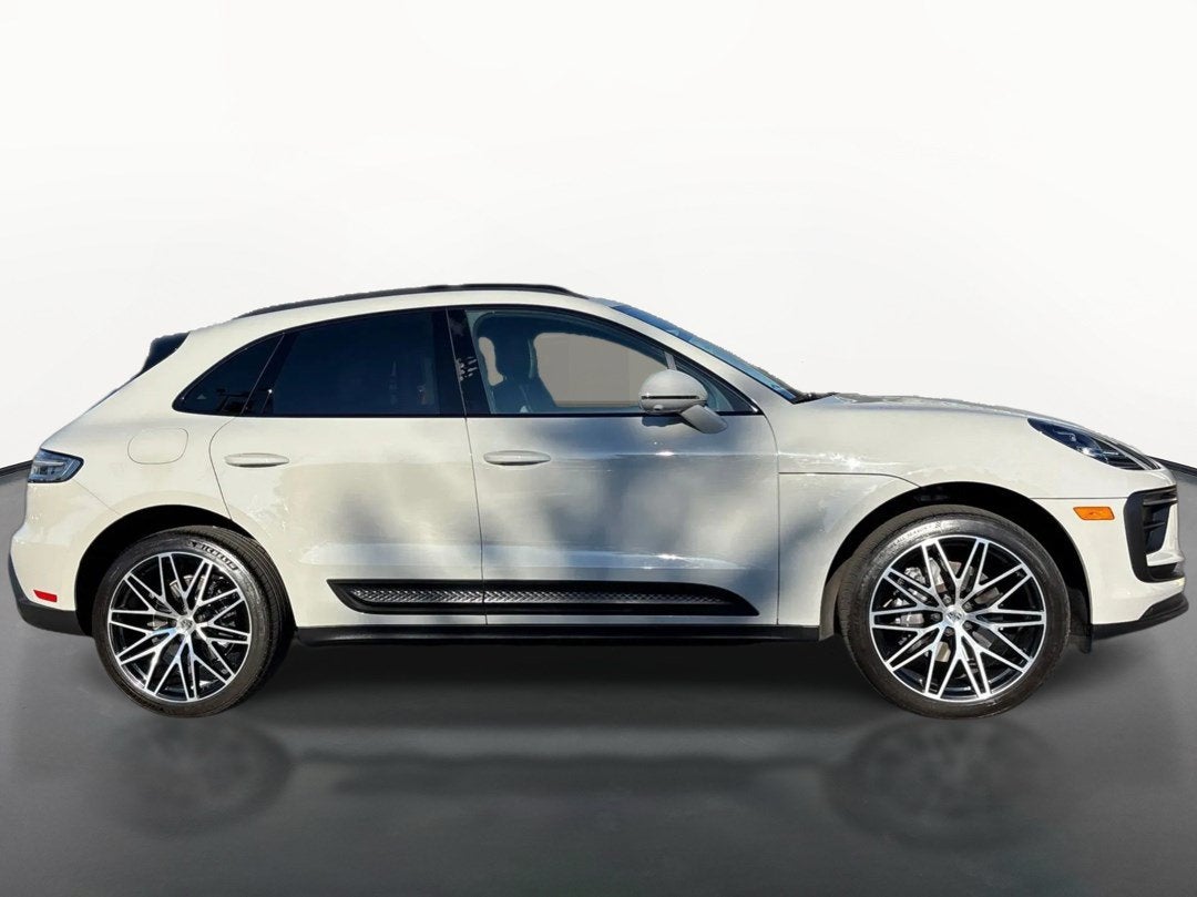 2024 Porsche Macan AWD