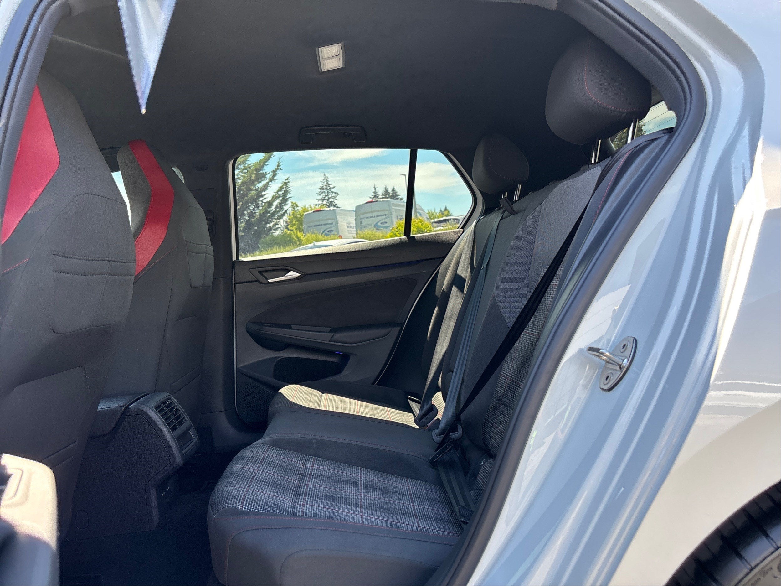 2023 Volkswagen Golf GTI S